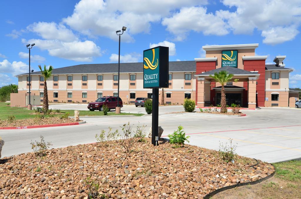 Quality Inn & Suites Kenedy - Karnes City Екстериор снимка