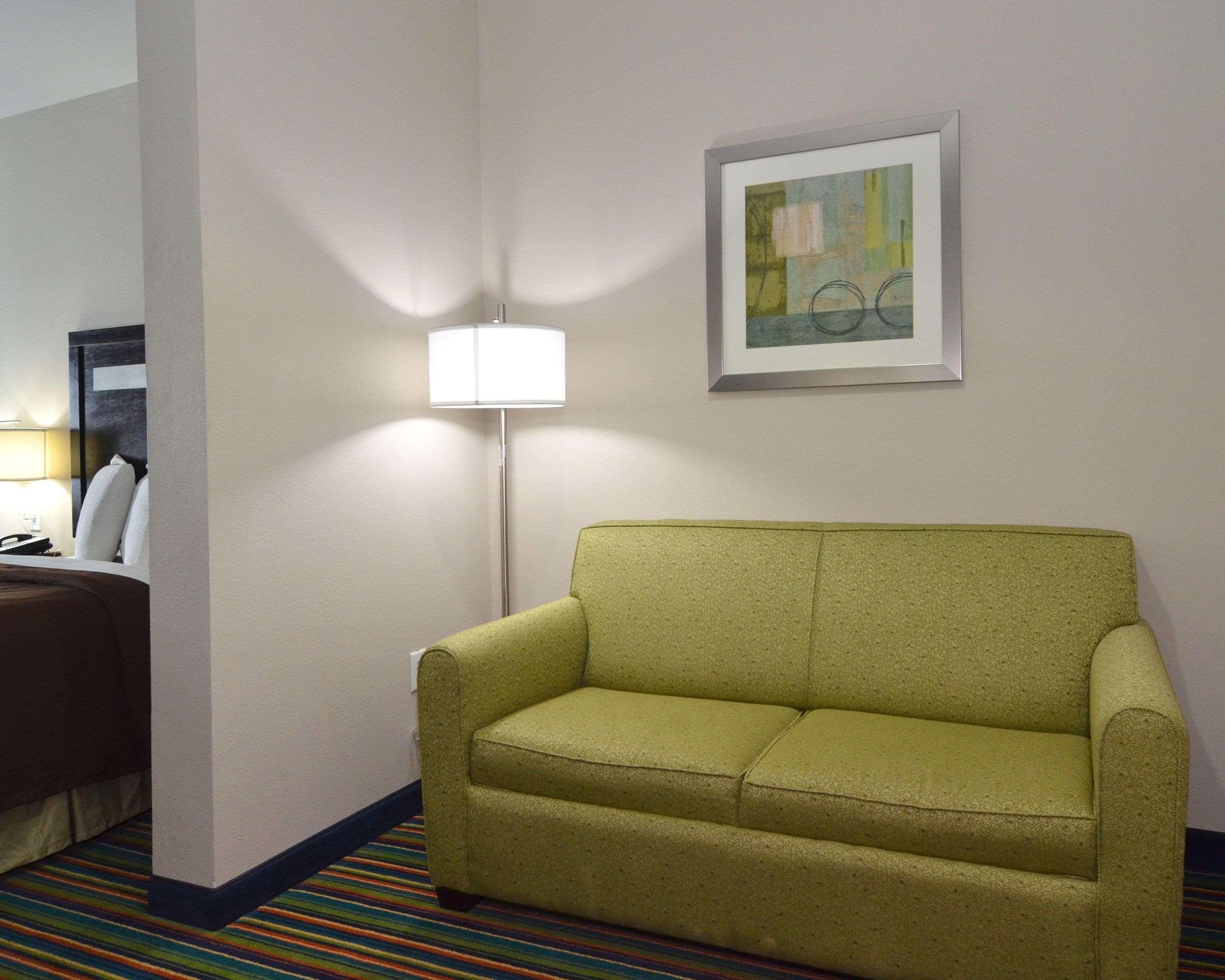 Quality Inn & Suites Kenedy - Karnes City Екстериор снимка