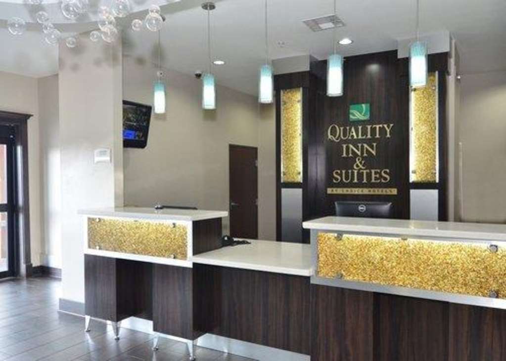 Quality Inn & Suites Kenedy - Karnes City Интериор снимка